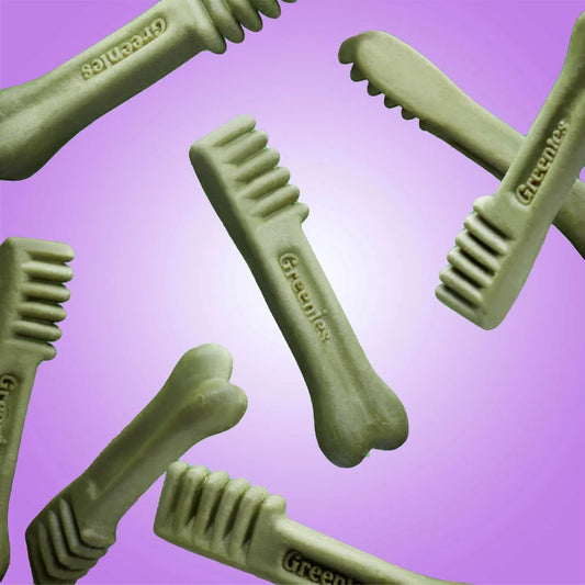 Greenies Blueberry Dental Treats on purple background