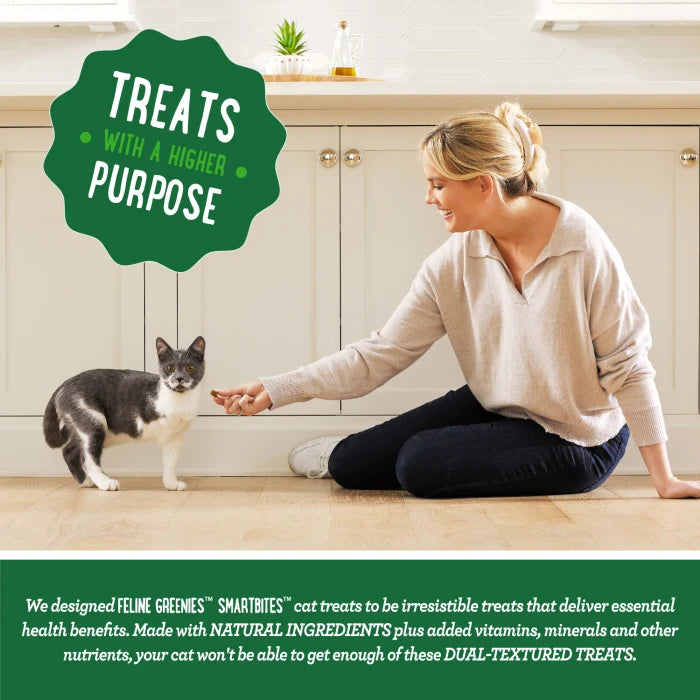 FELINE GREENIES SMARTBITES Skin Fur Crunchy and Soft Textured