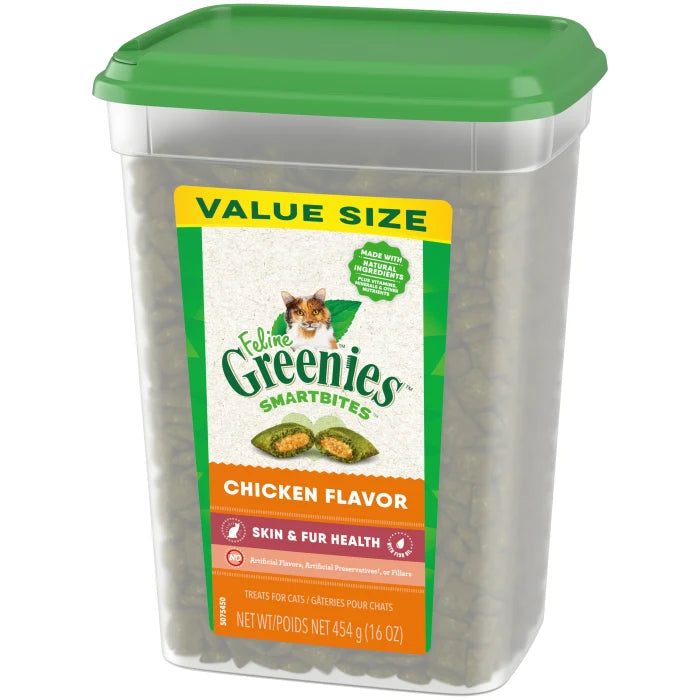 [Greenies][FELINE GREENIES Chicken Flavored Skin & Fur SMARTBITES][Image Center Right (3/4 Angle)]